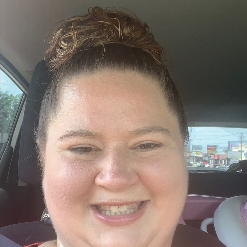 Meet your Posher, Jessica